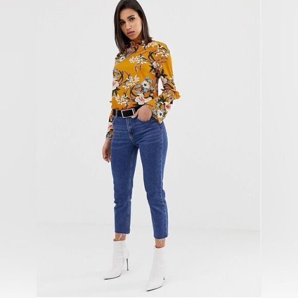 EUC AX Paris Long Sleeve Floral Blouse - Picture 4 of 4